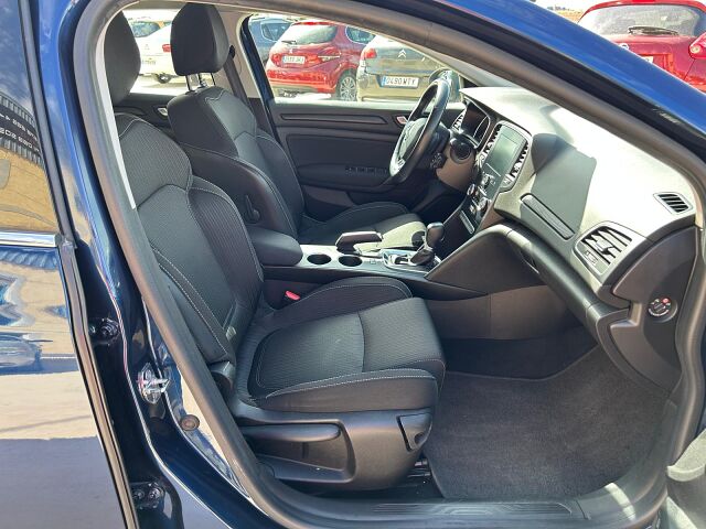 RENAULT MEGANE ESTATE 1.5 DCI AUTO SPANISH LHD IN SPAIN ONLY 73000 MILES 2019